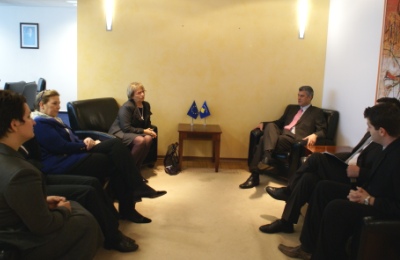 Premijer Vlade Republike Kosovo, Hashim Thaçi je dočekao poslanicu Evropskog Parlamenta Doris Pack