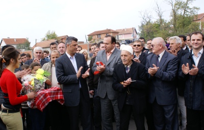 Kryeministri Thaçi: Fshatrat tona kanë qenë të shkëputura, të lëna pas dore, ka pasur nevojë për investime – kjo tash po ndodhë