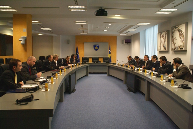 Zamenik Premijera Vlade Republike Kosovo, Hajredin Kuçi, ka predsedavao je susretom medjuministarske  grupe o liberalizaciju viza i politikama migracije