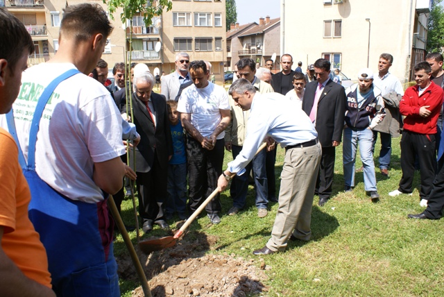 Kryeministri Thaçi: Prizreni është kryeqyteti ynë shpirtëror por në anën tjetër edhe qyteti i bukurisë dhe i pastërtisë