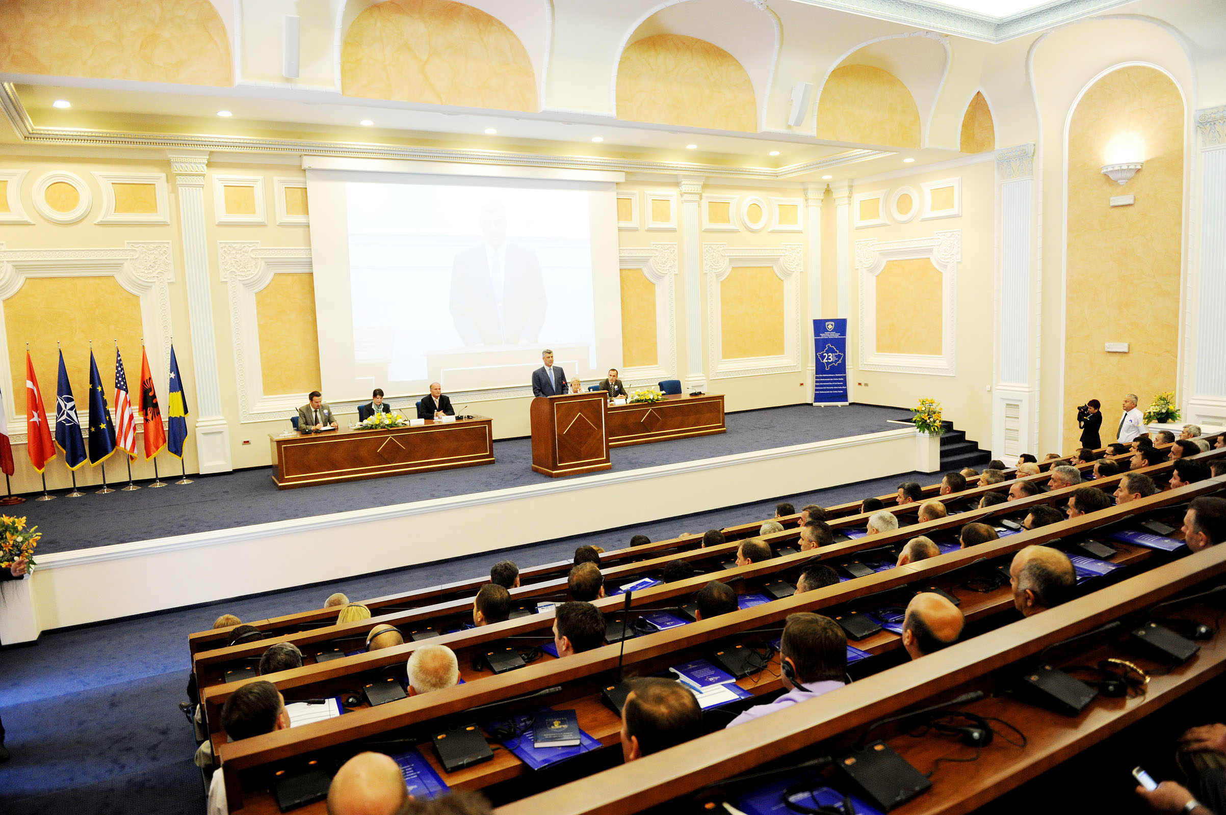 Kryeministri Thaçi: Qeveria e Republikës së Kosovës do të punojë me shumë seriozitet në zhvillimin e administratës publike në Kosovës