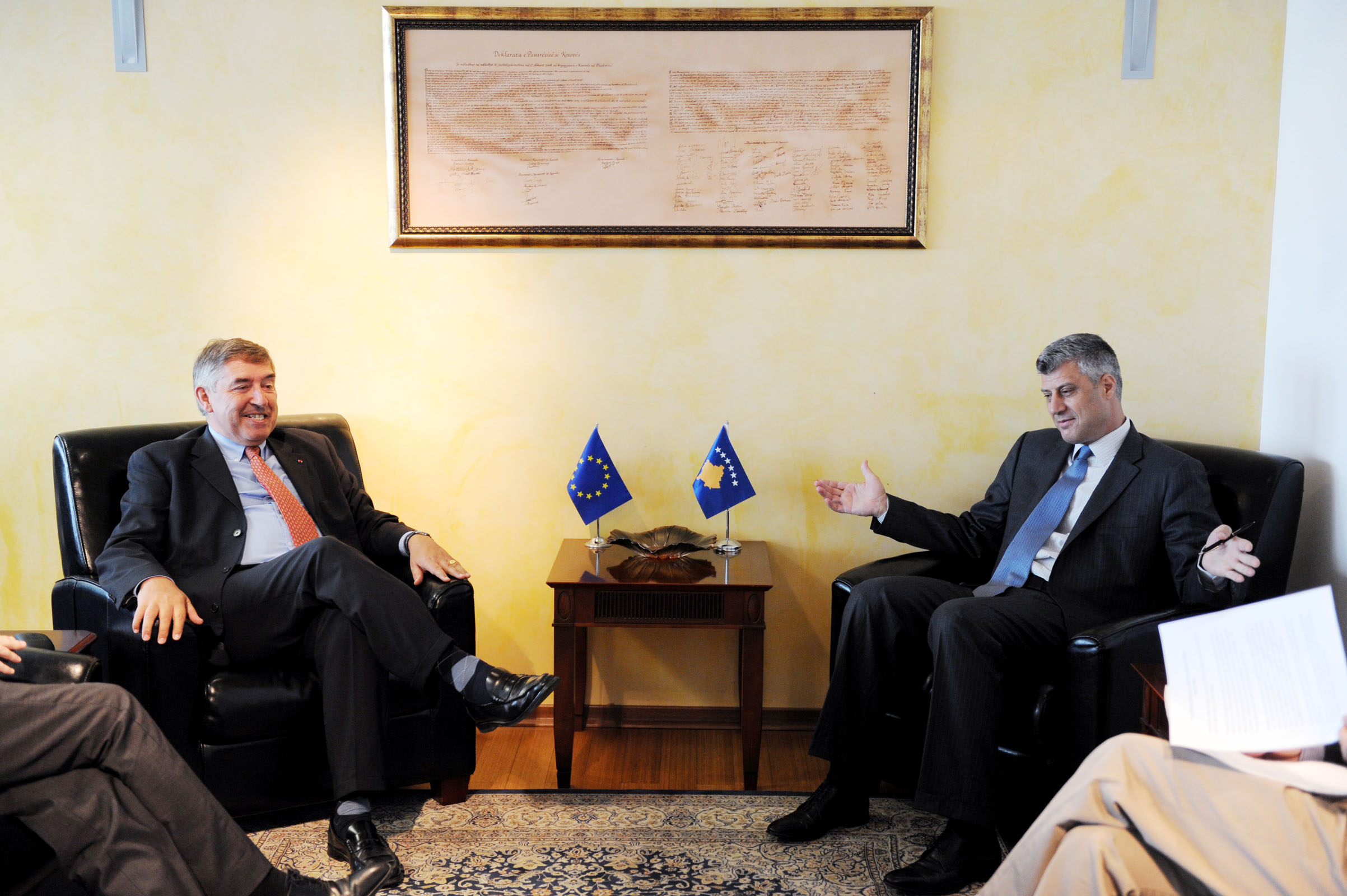 Kryeministri i Republikës së Kosovës, Hashim Thaçi ka pritur sot në një takim shefin e Misionit të EULEX-it, Xavier de Marnhac