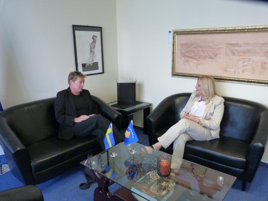 Zëvendëskryeministrja Edita Tahiri takoi të ngarkuarën me punë në Ambasadën e Suedisë në Kosovë znj. Ingrid Johansson