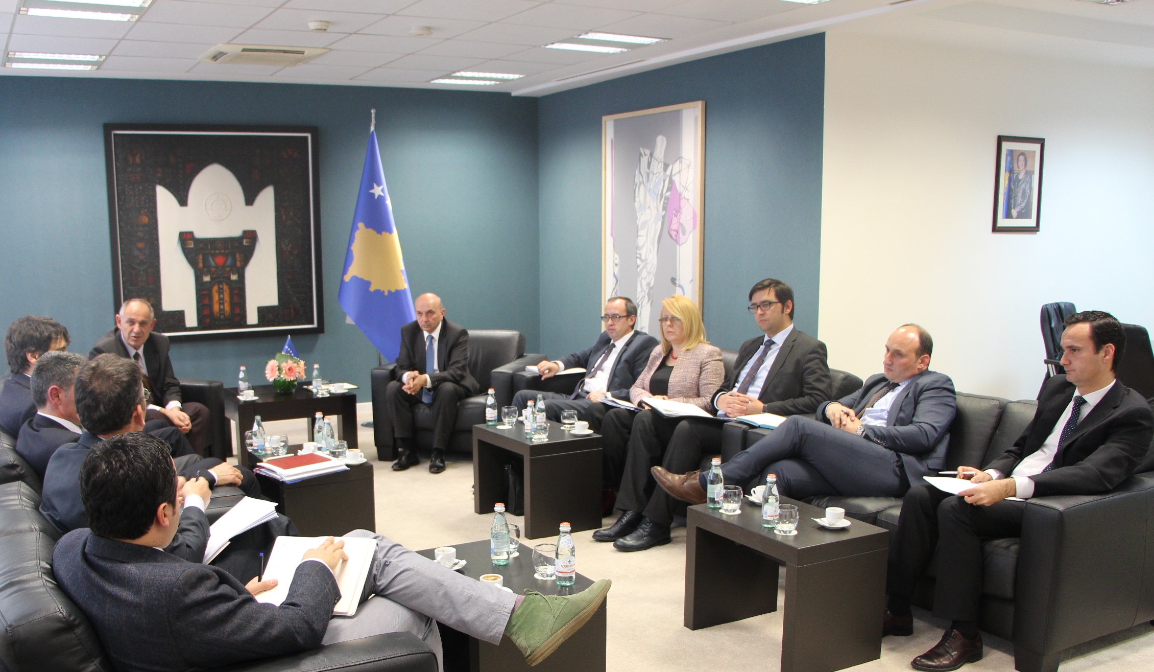 Kryeministri Mustafa vazhdoi konsultimet për hartimin e strategjisë dhe ligjit për Trepçën