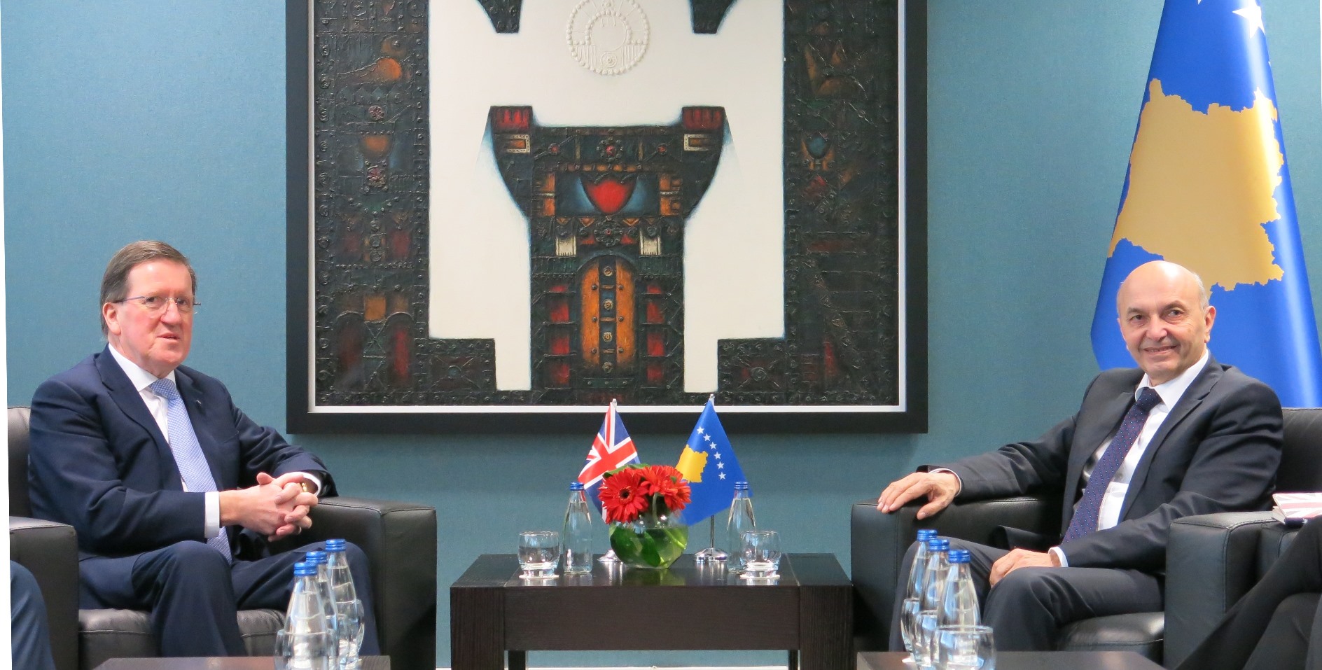 Kryeministri Mustafa falënderoi Lordin Xhorxh Robertson për mbështetjen e dhënë për Kosovën