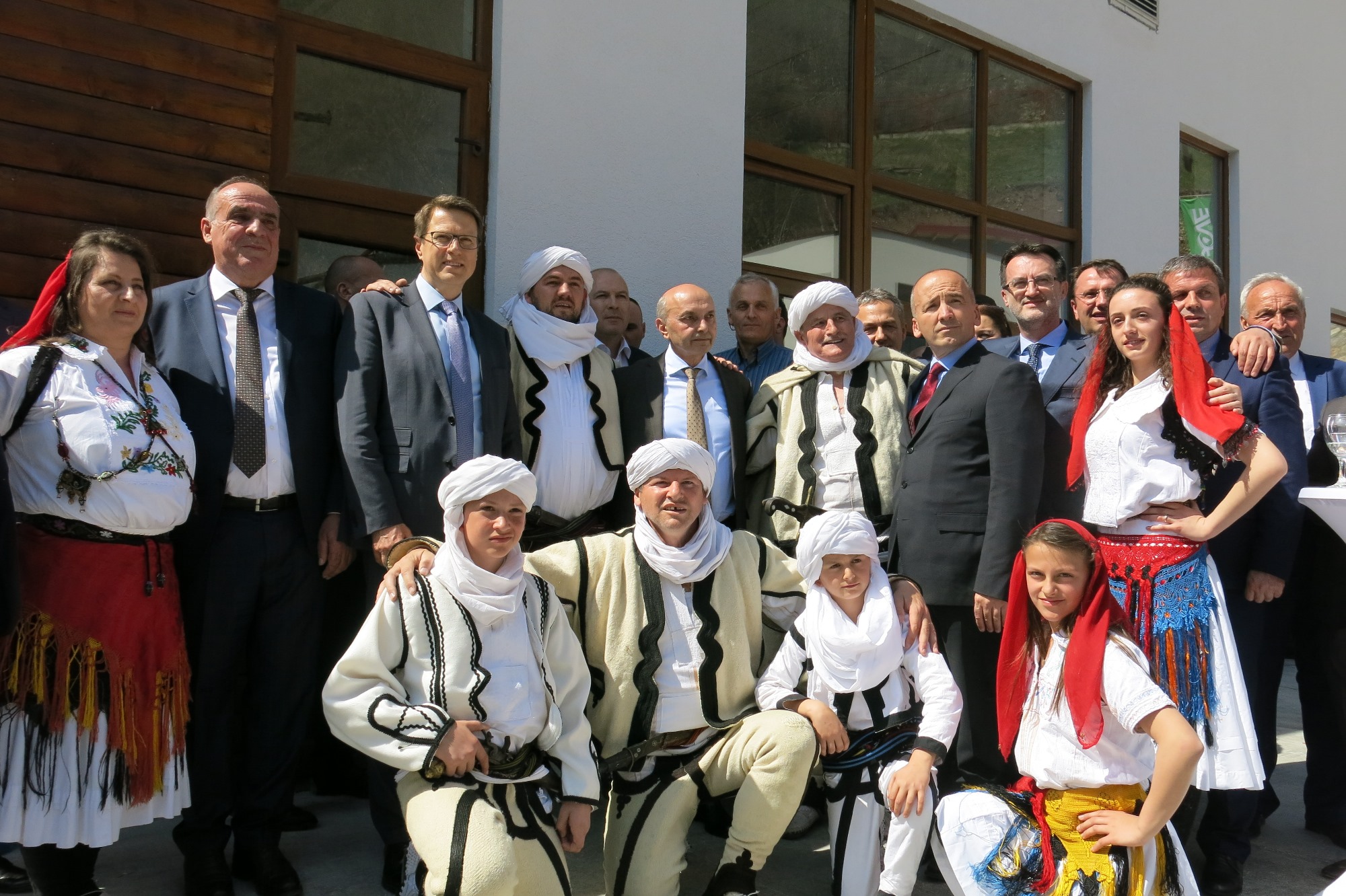 Kryeministri Mustafa: Prioritet i Qeverisë hapja e fabrikave, punësimi i njerëzve dhe promovimi produkteve kosovare jashtë vendit