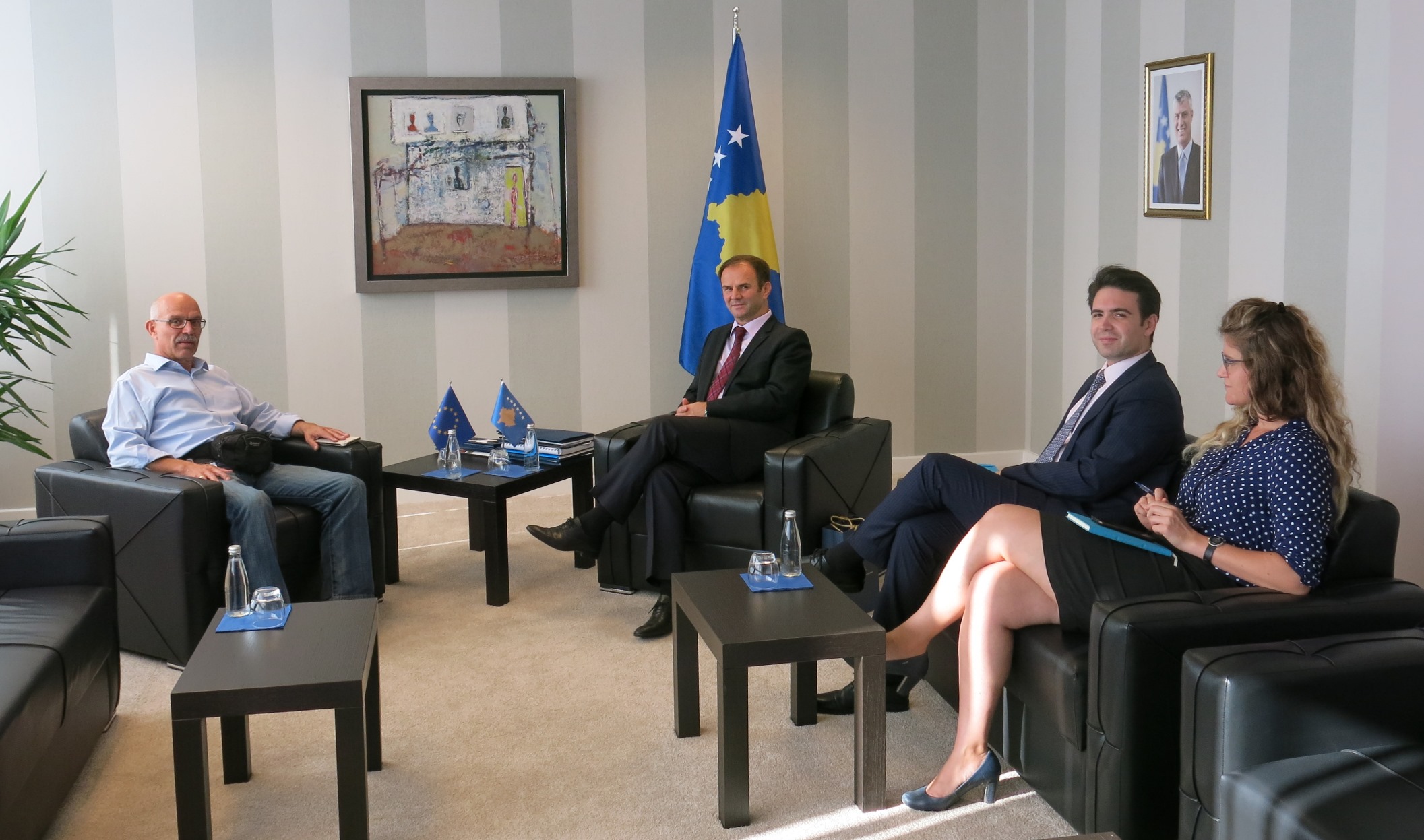 Zëvendëskryeministri Kuçi prit në takim lamtumirës kreun e Sektorit për Fuqizim në EULEX, Peter Bach