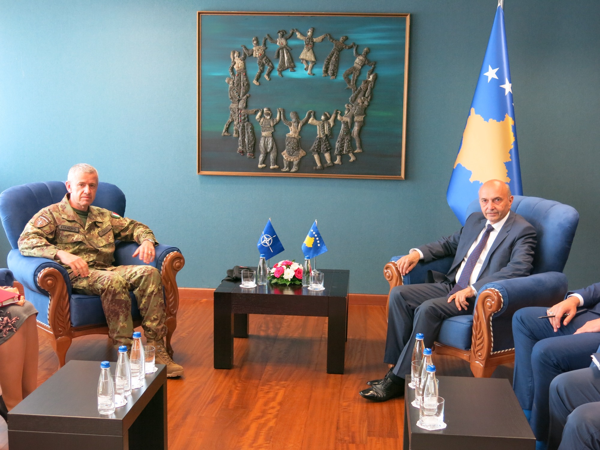 Kryeministri Isa Mustafa priti komandantin e ri të KFOR-it, Gjeneral Major Giovanni Fungo