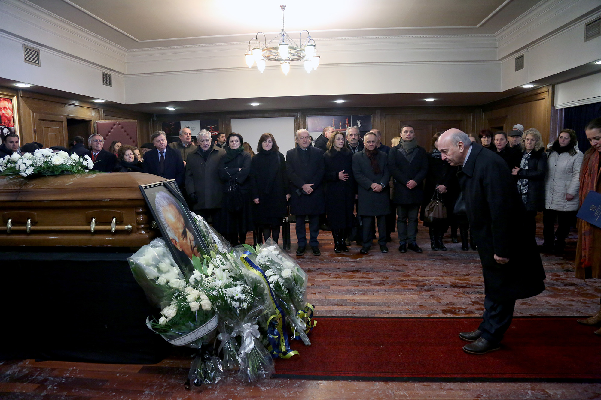 Kryeministri Mustafa: Ramiz Kelmendi intelektual erudit që dha kontribut të shquar në zhvillimin e gazetarisë dhe krijimtarisë letrare