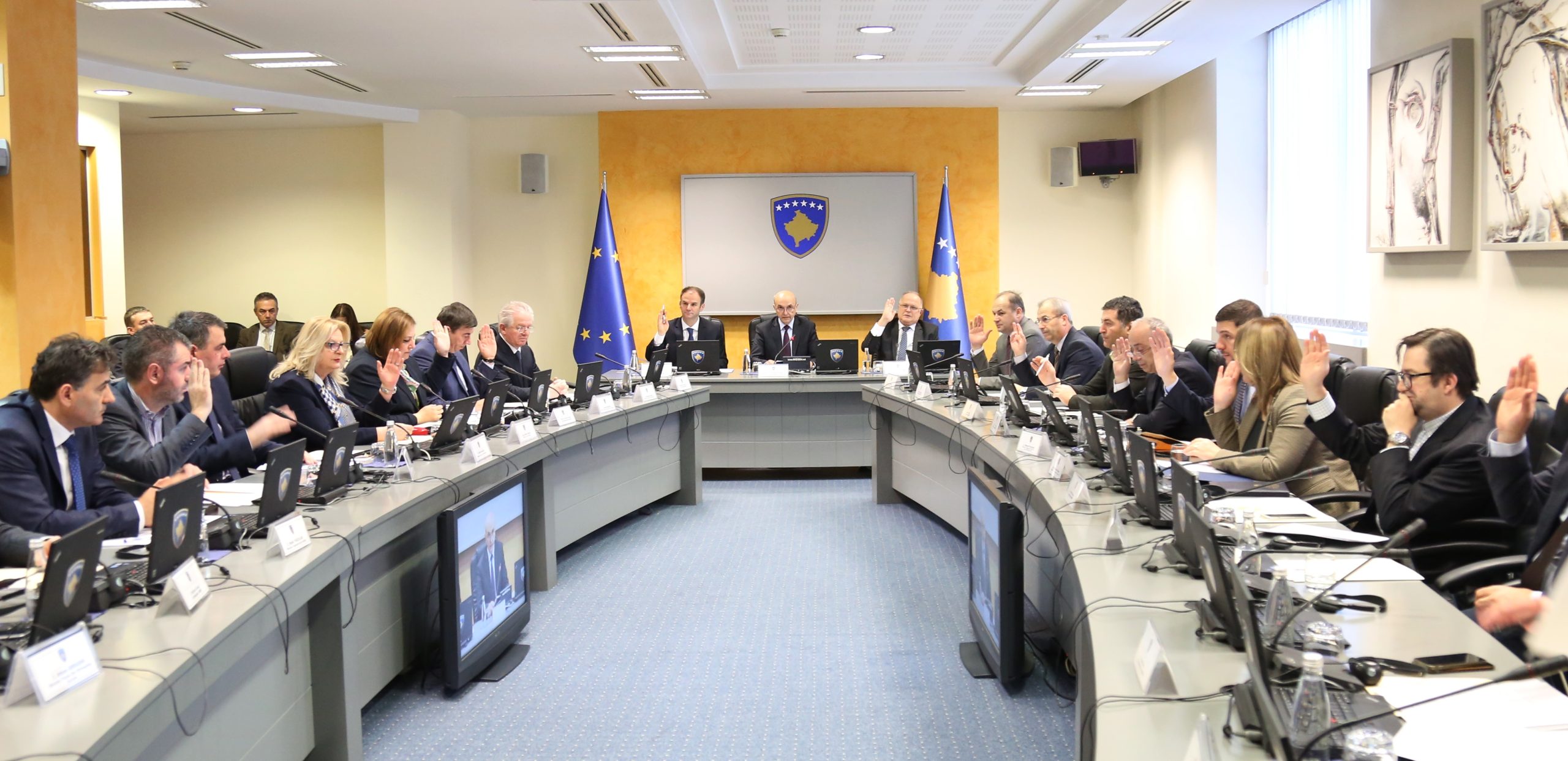 Qeveria e Kosovës mbajti mbledhjen e rregullt
