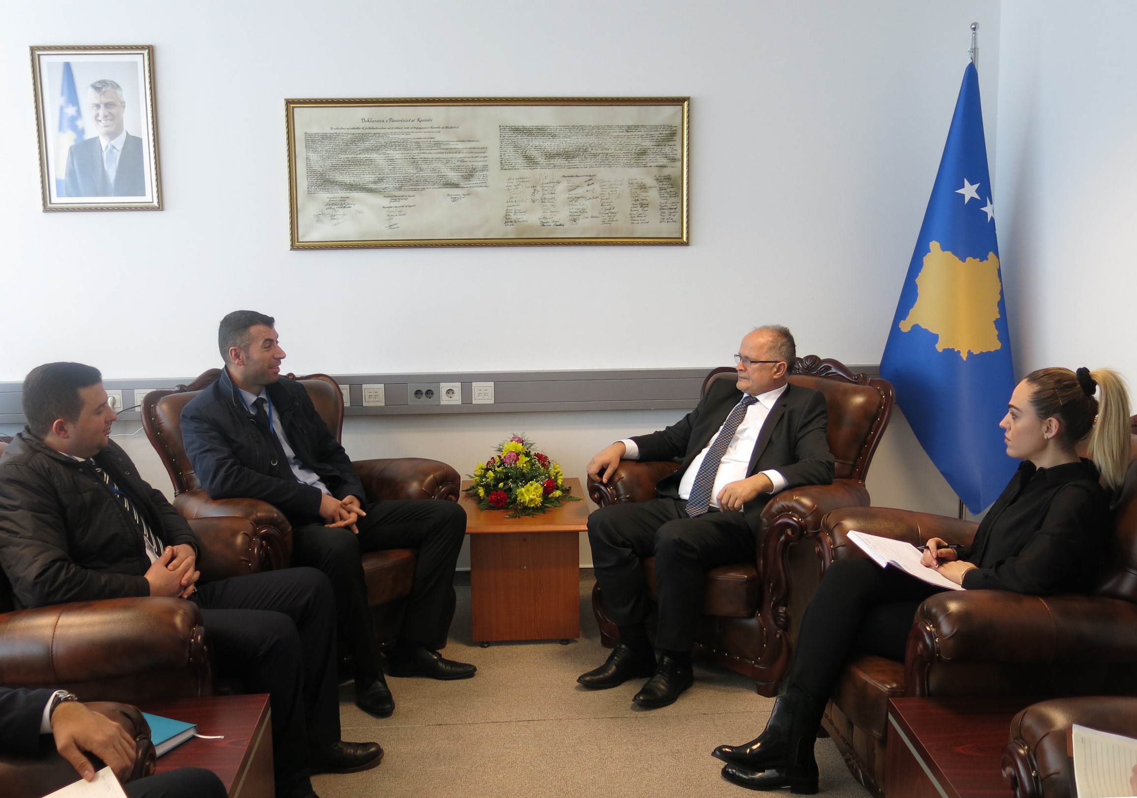 Zëvendëskryeministri Ramiz Kelmendi takoi përfaqësuesit e bizneseve në Kosovë