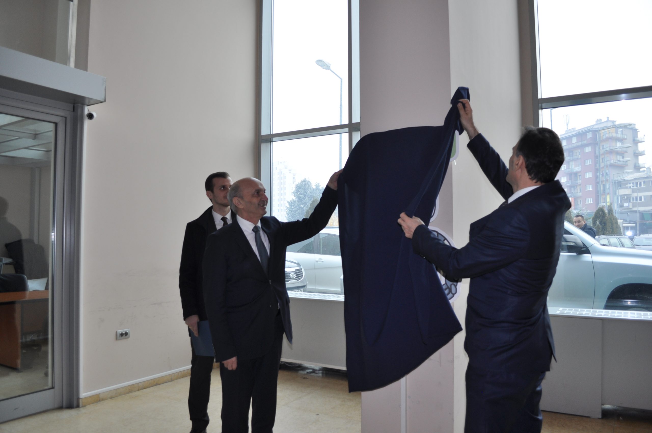 Kryeministri Mustafa mori pjesë në lansimin e projektit “e-Kutia”