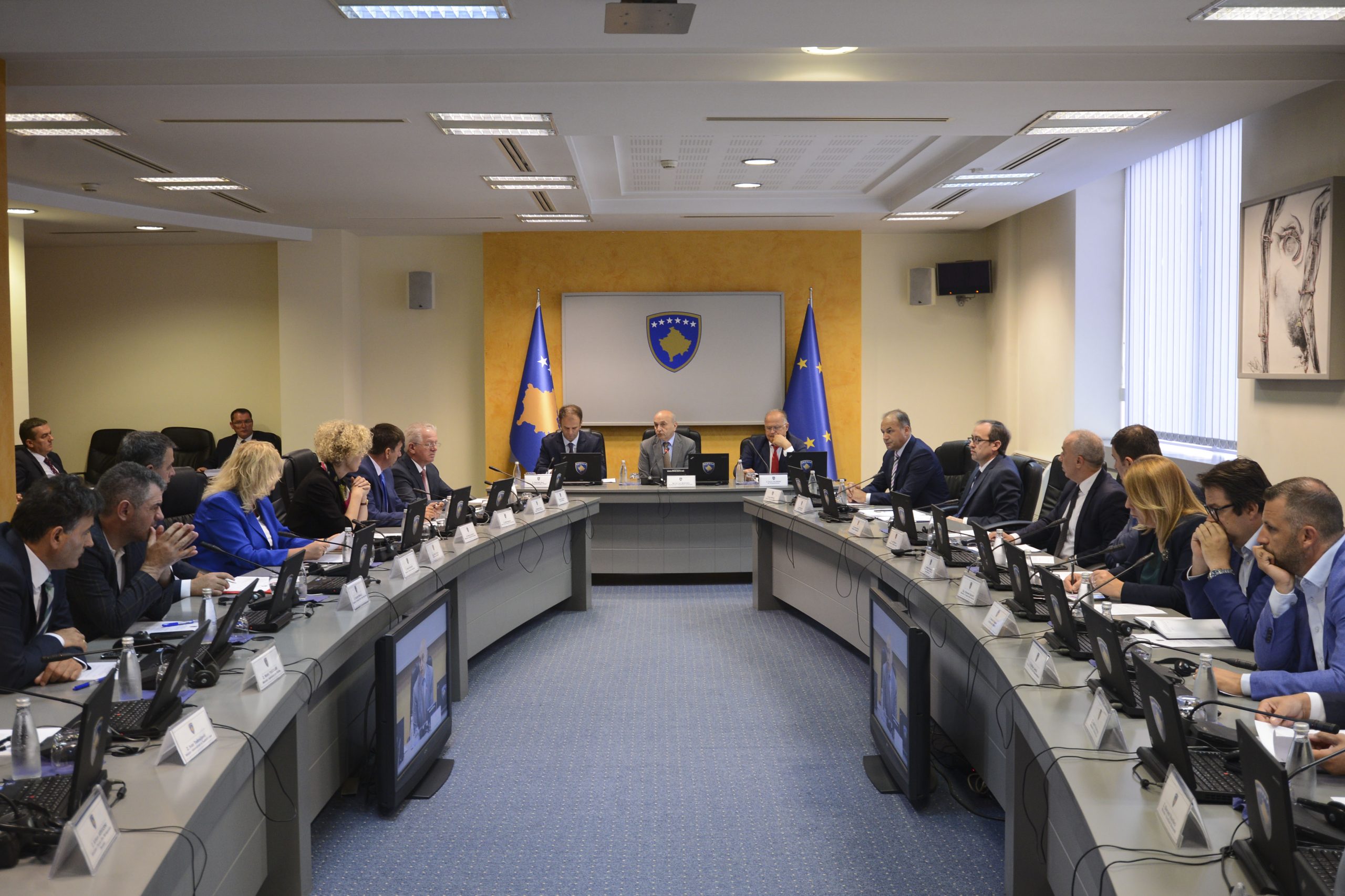 Qeveria e Kosovës mbajti mbledhjen e rregullt