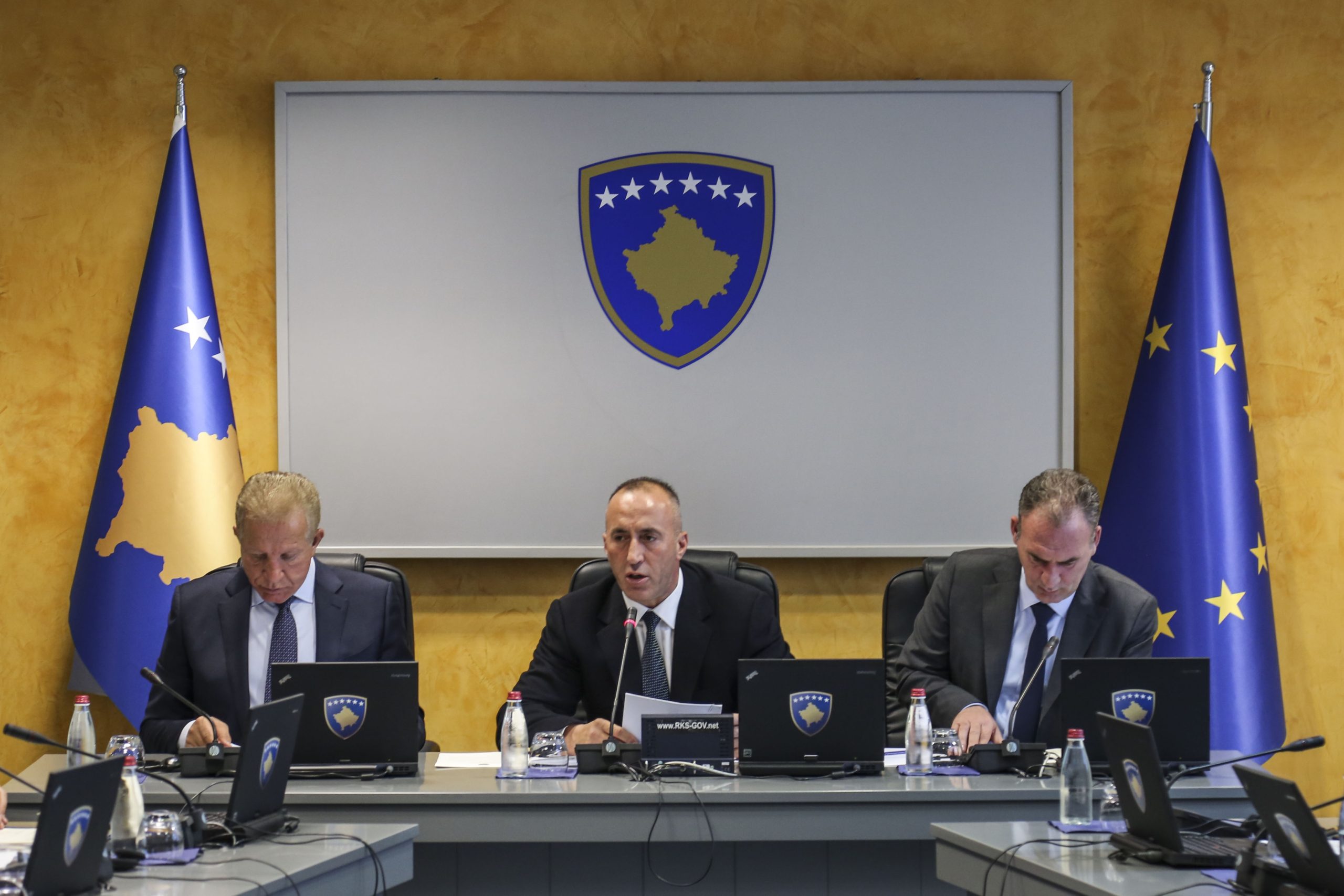 The Government of Kosovo holds its regular meeting Zyra e Kryeministrit