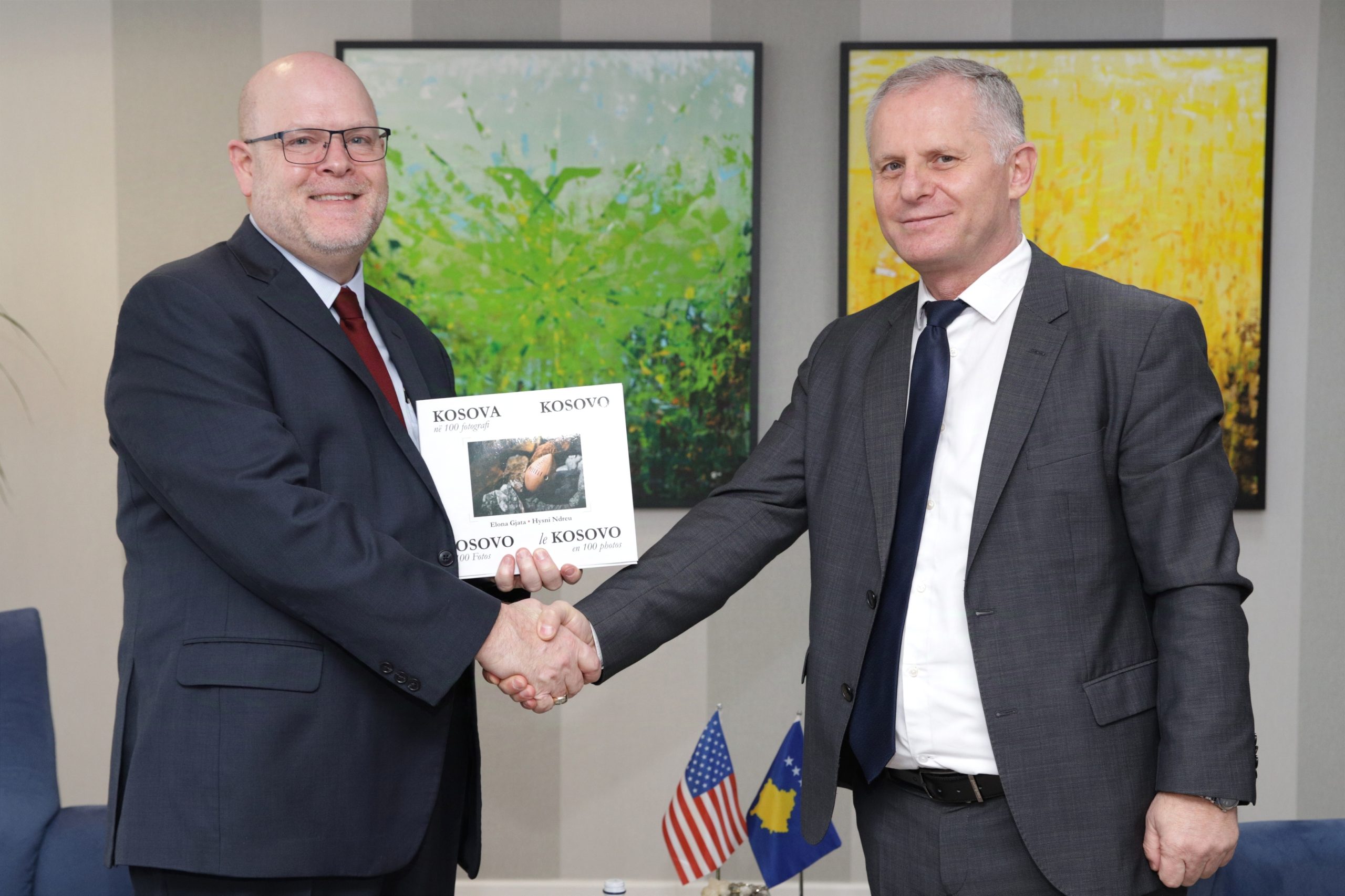 Zamenik premijera Bislimi dočekao na oproštajnom sastanku ambasadora Sjedinjenih Američkih Država Džefrija M. Hoveniera
