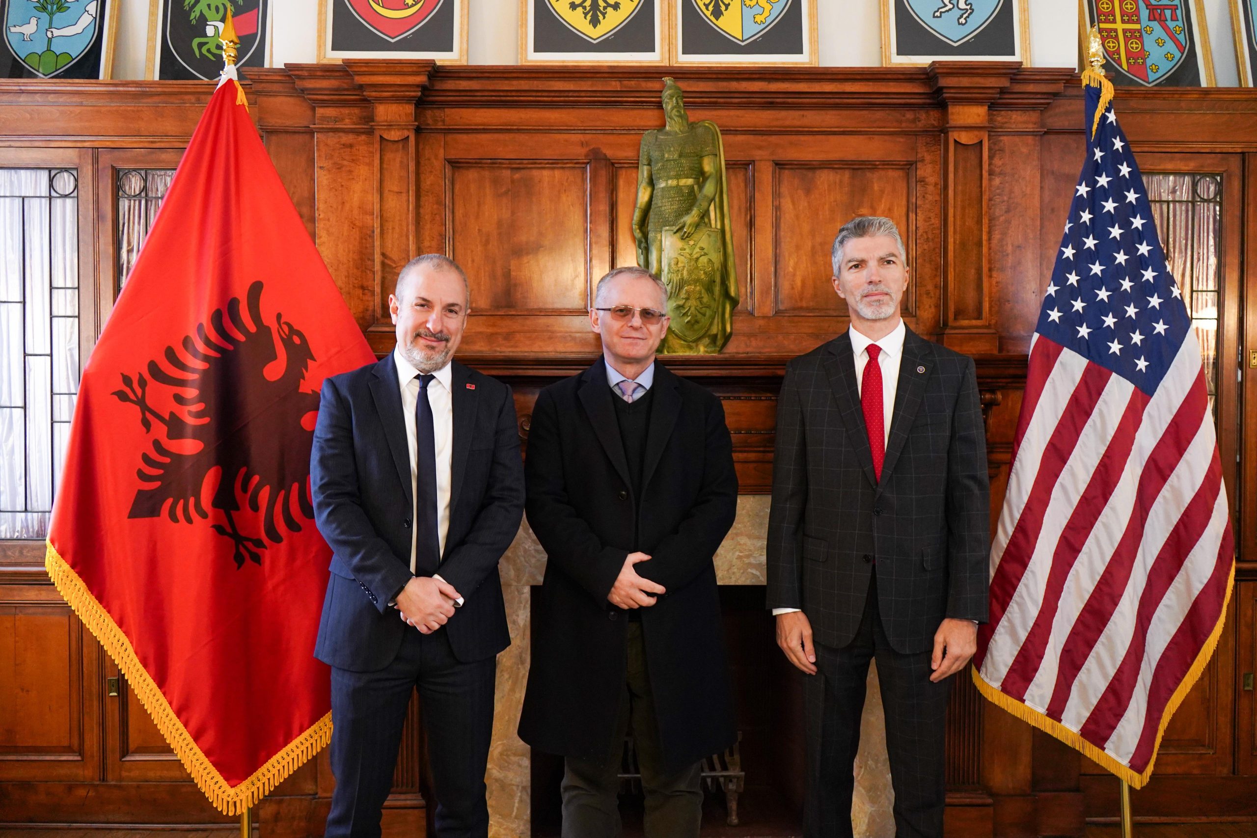 Zamenik premijera Bislimi učestvovao na događaju koji je organizovala Ambasada Republike Albanije povodom 112. godišnjice nezavisnosti