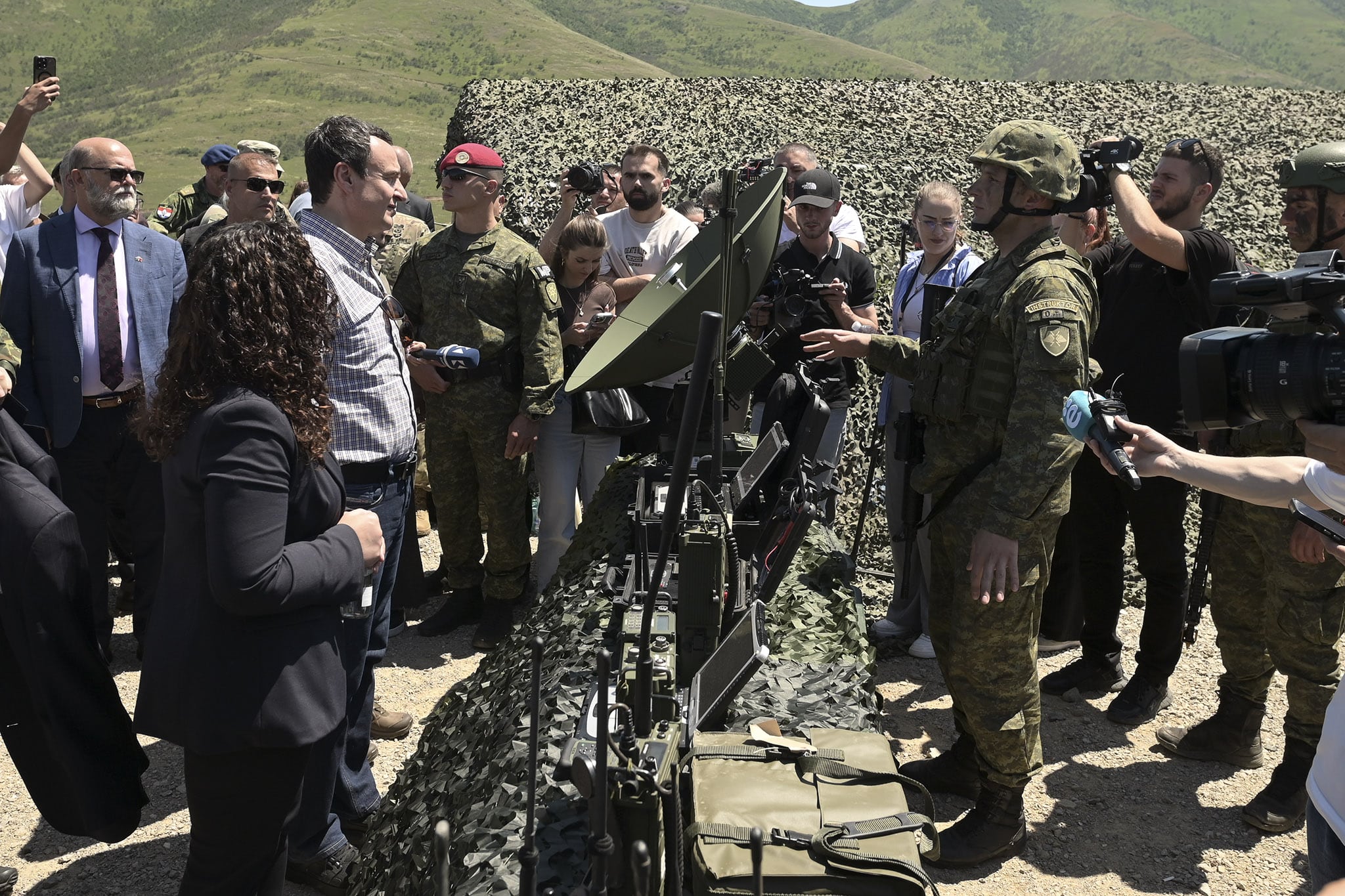 Kryeministri Kurti përcolli ushtrimin fushor ndërkombëtar “Defender Europe 25” në Babaj të Bokës