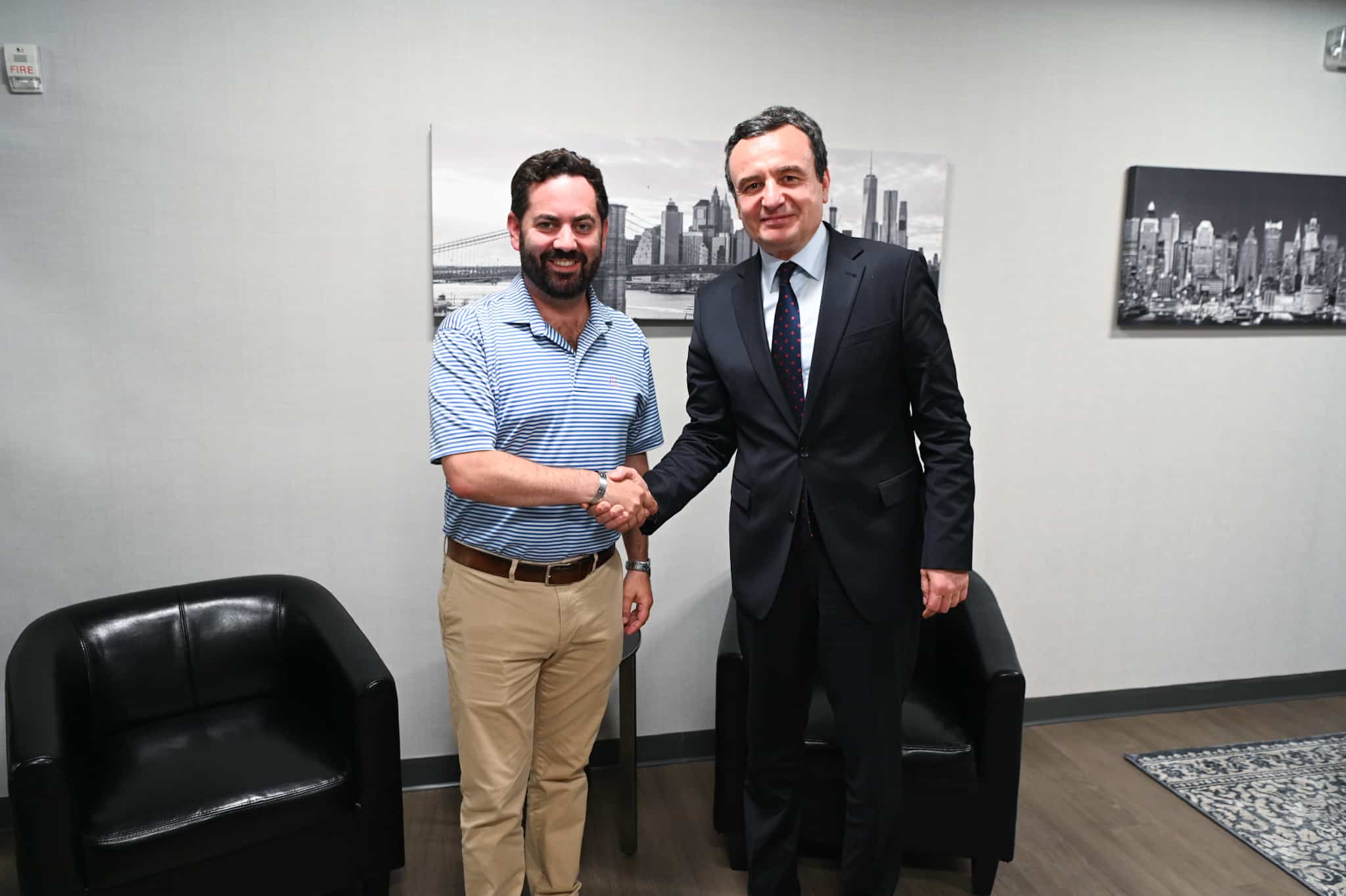 Kryeministri Kurti takoi kongresistin amerikan Mike Lawler