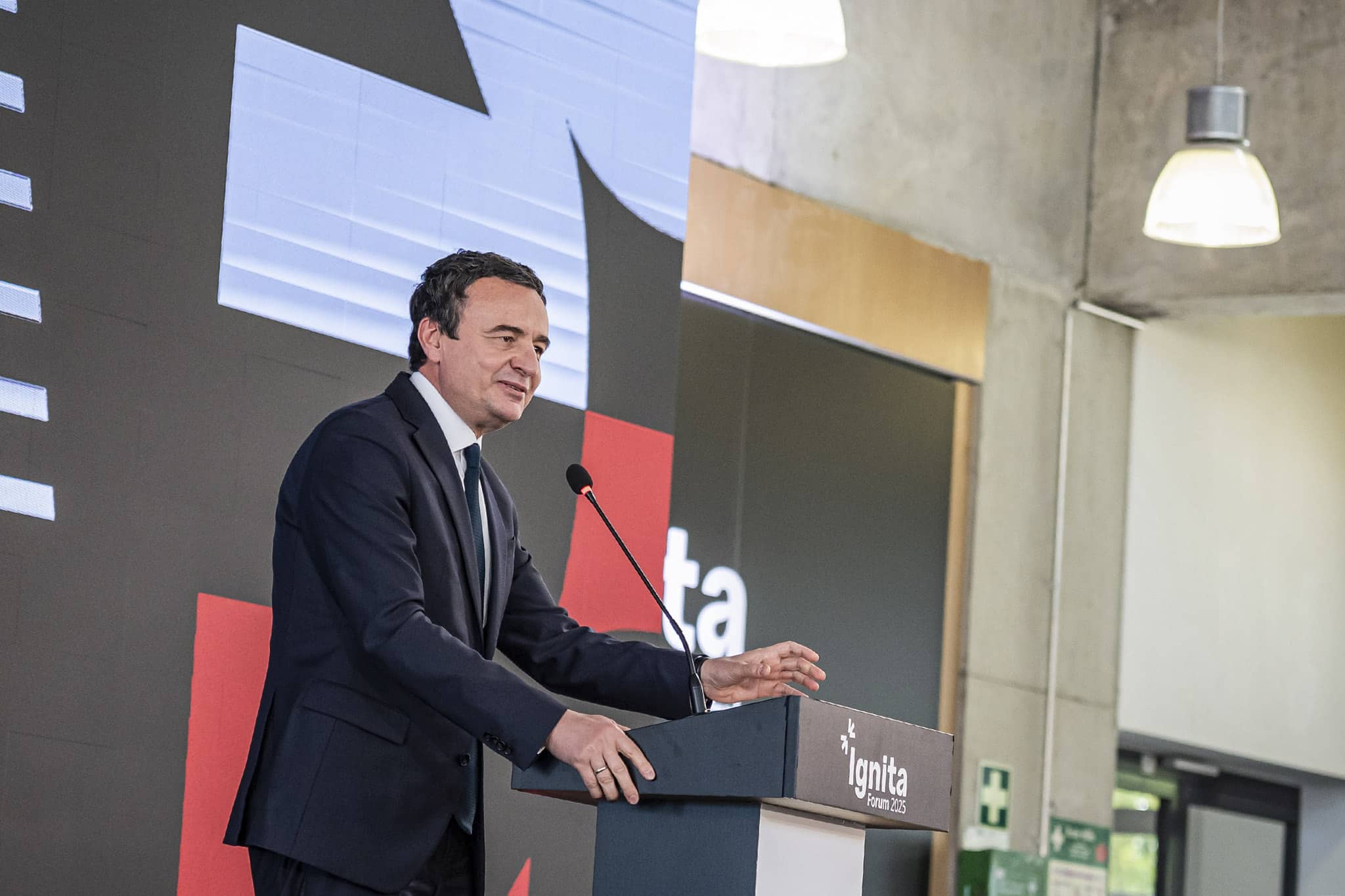 Kryeministri Kurti mori pjesë në Forumin Ignita 2025 të mbajtur në Parkun për Inovacion dhe Trajnim në Prizren