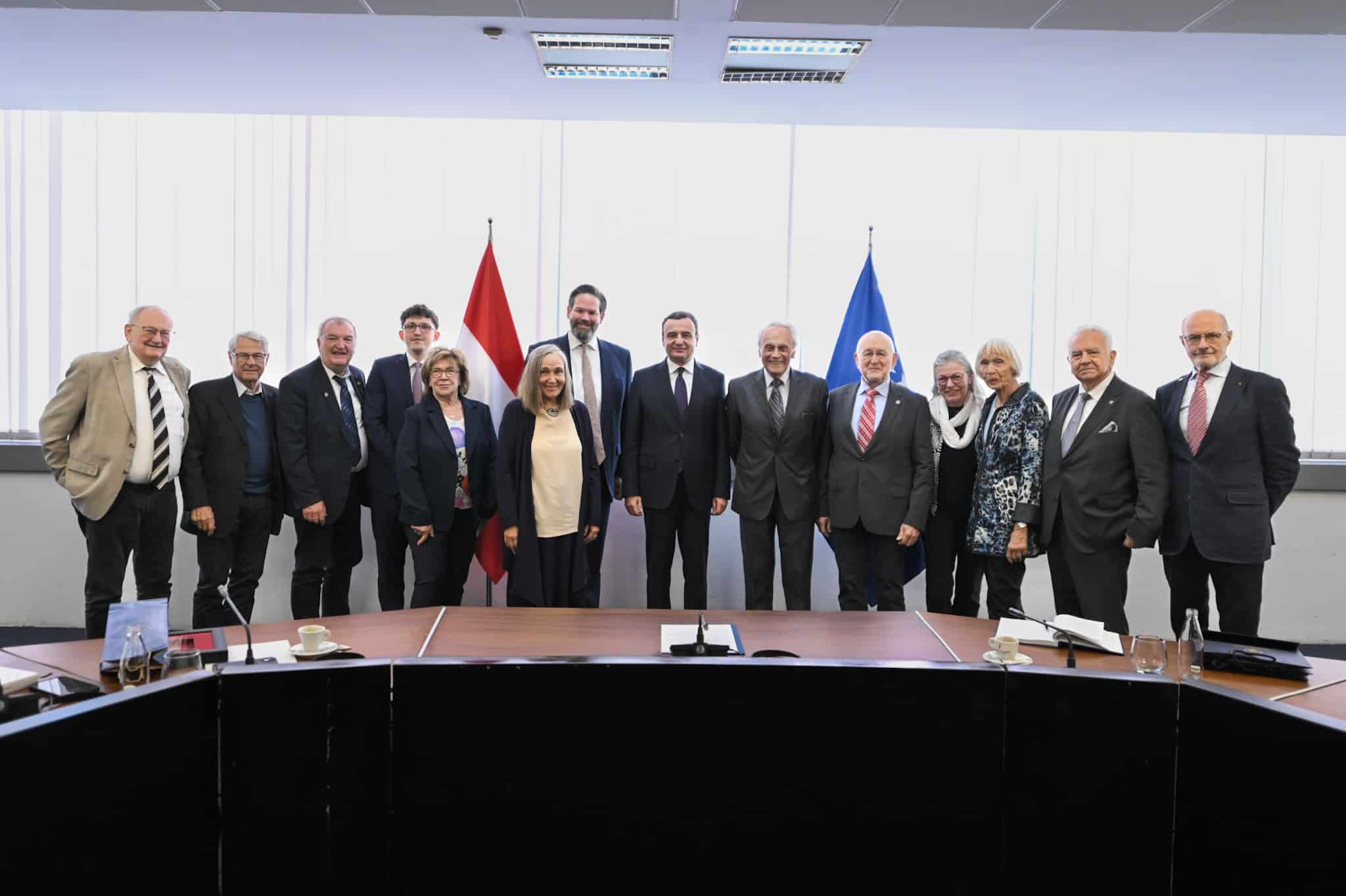 Prime Minister Kurti welcomed members of the Austrian association “Forchheimer Kreis”