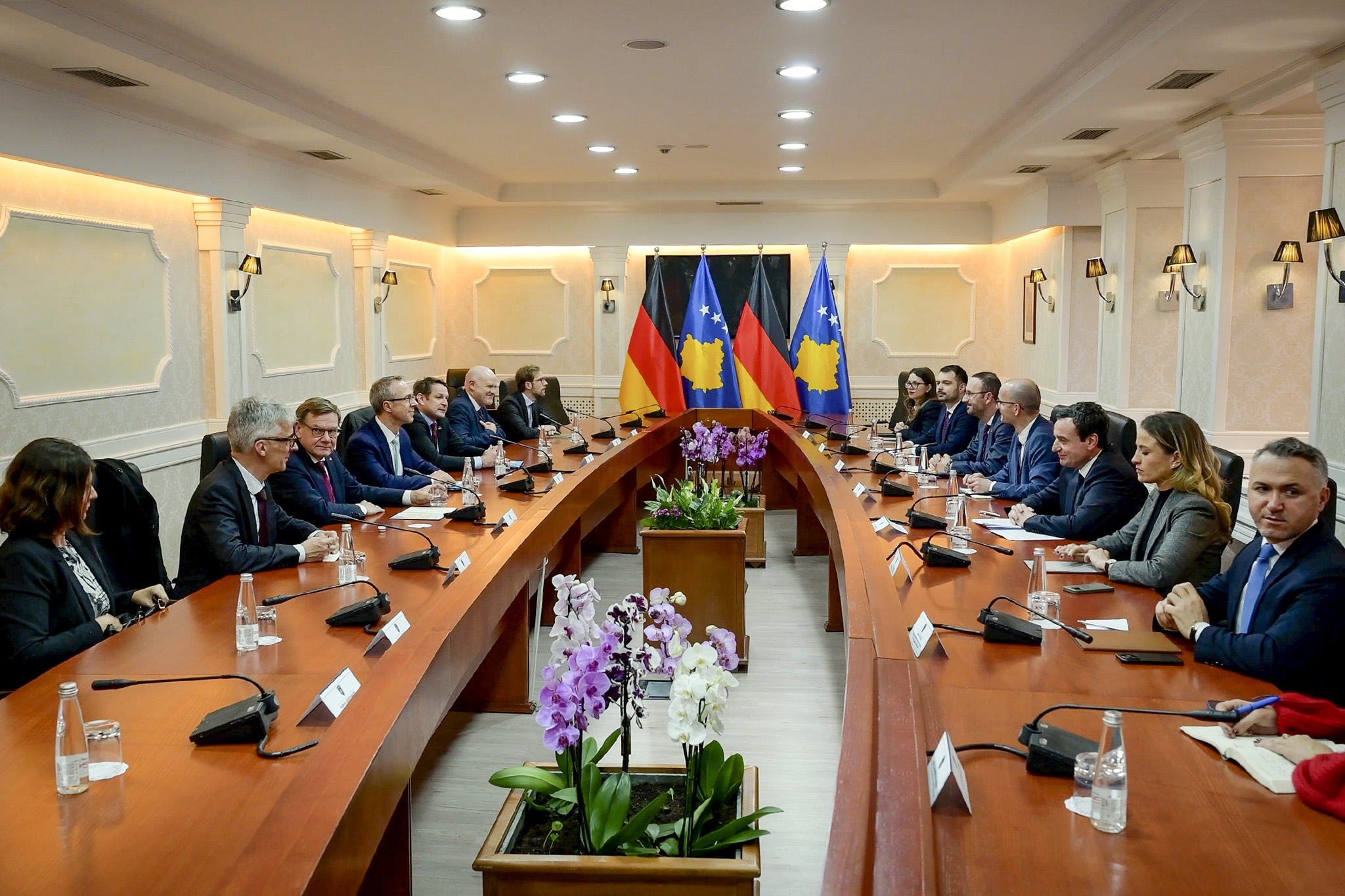 Prime Minister Kurti met with the Minister of Foreign Affairs of Germany, Wadephul