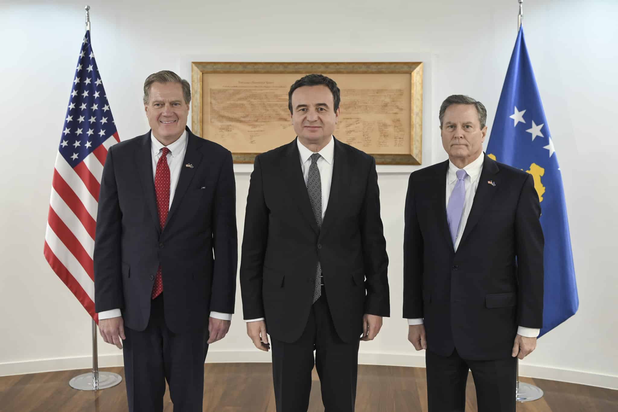 Kryeministri Kurti mirëpriti kongresistët amerikanë, Mike Turner dhe Donald Norcross