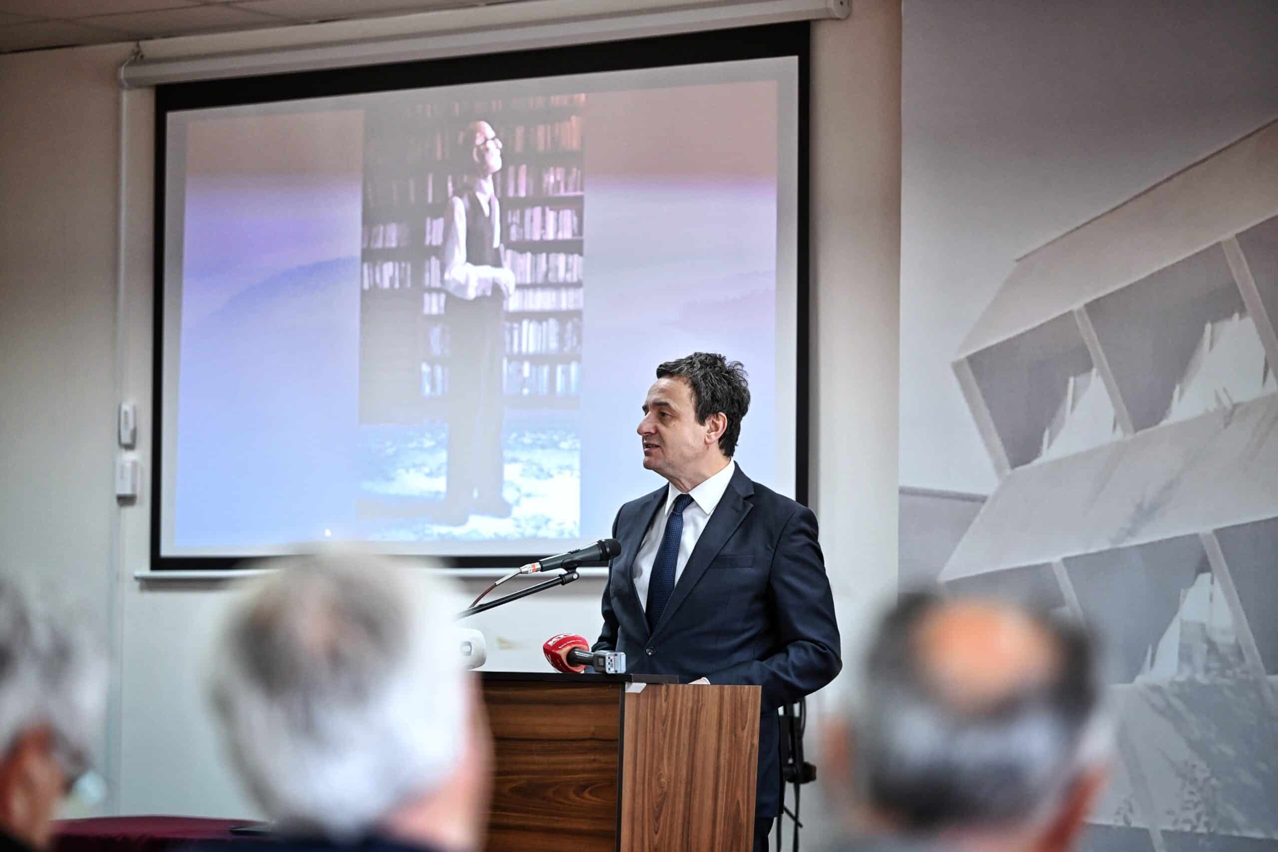 Celi govor premijera Kurtija na komemorativnoj sednici povodom smrti akademika Rexhepa Qosje, u organizaciji Albanološkog instituta