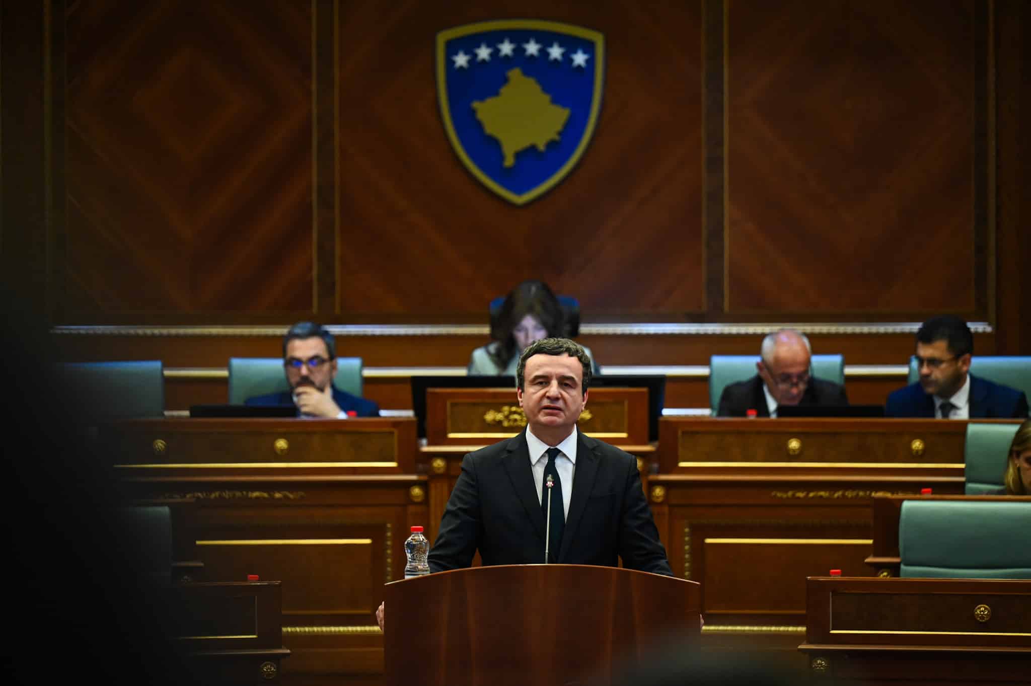 Fjala e plotë e kryeministrit Albin Kurti në seancën e jashtëzakonshme për diskutimin lidhur me zgjedhjen e Presidentit të Republikës së Kosovës
